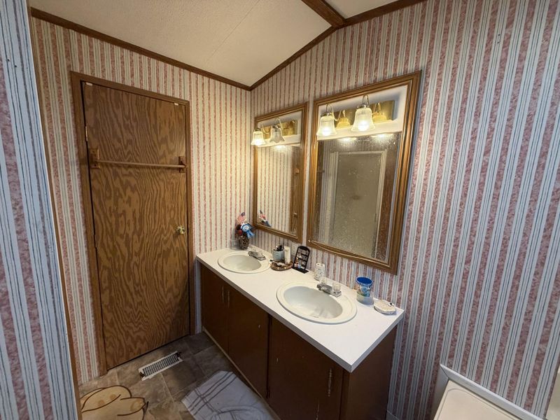 1221 Hazel Nut Lane, Sidney, OH 45365 Photo 38