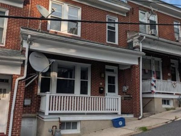 14 S 12TH STREET, POTTSVILLE, PA 17901