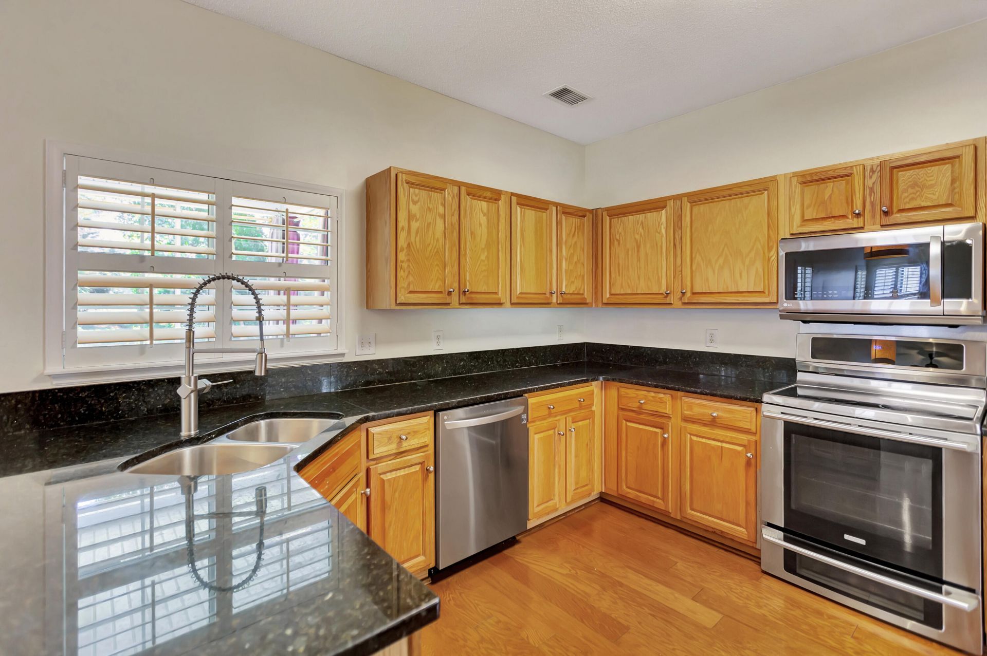 1336 Wild Olive Drive Photo 8