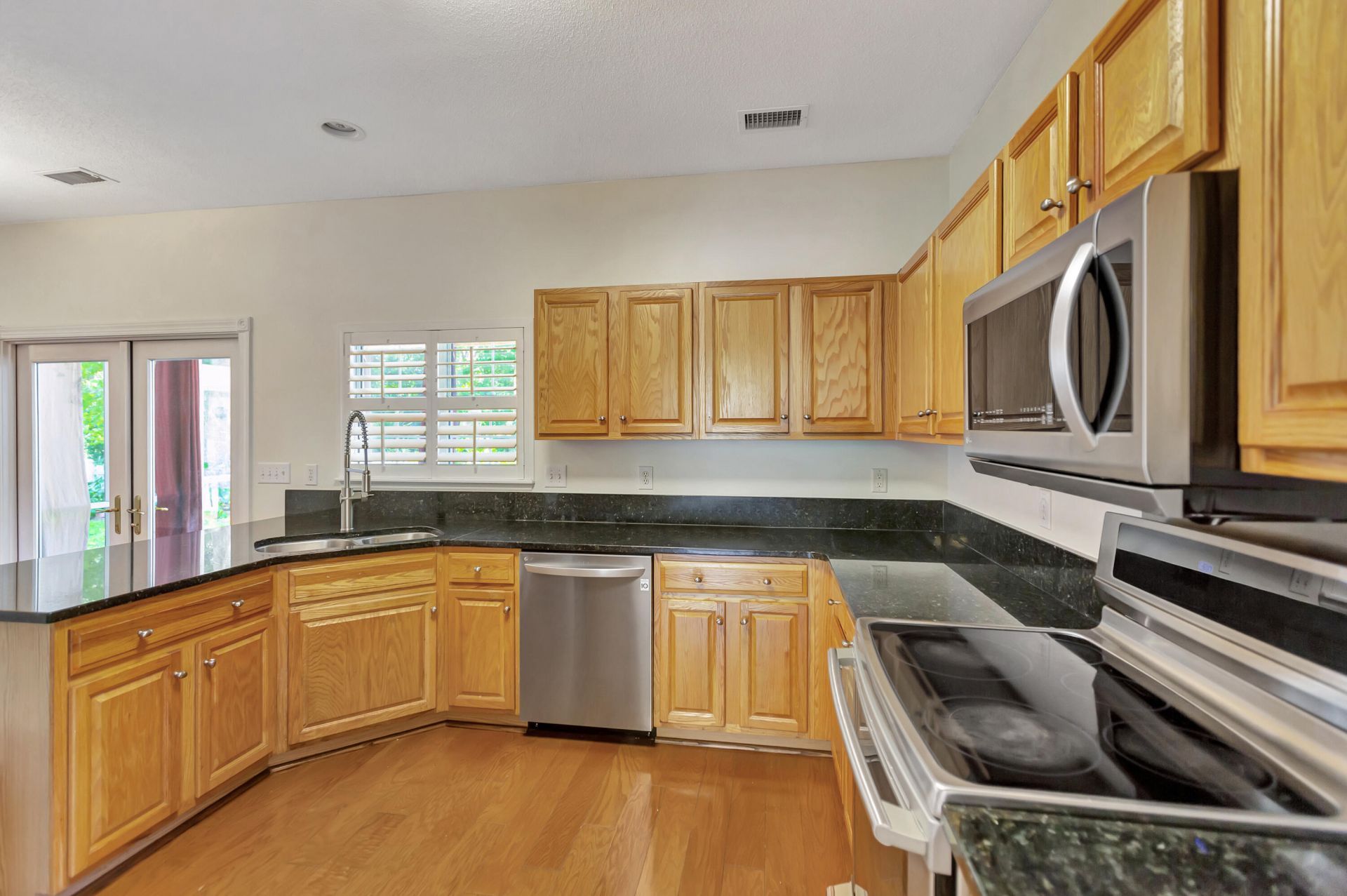 1336 Wild Olive Drive Photo 9
