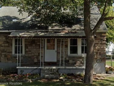 23060 Columbus Avenue , Warren, Mi 48089