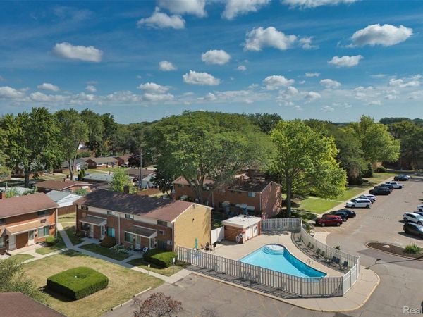 29250 Tessmer Court , Madison Heights, Mi 48071