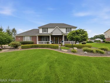 8927 Lantree Drive , Hartland Township, Mi 48855