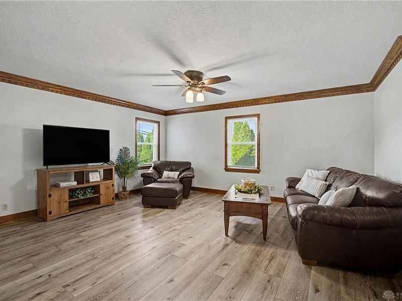 640 W Main Street, Tipp City, OH 45371 Photo 5