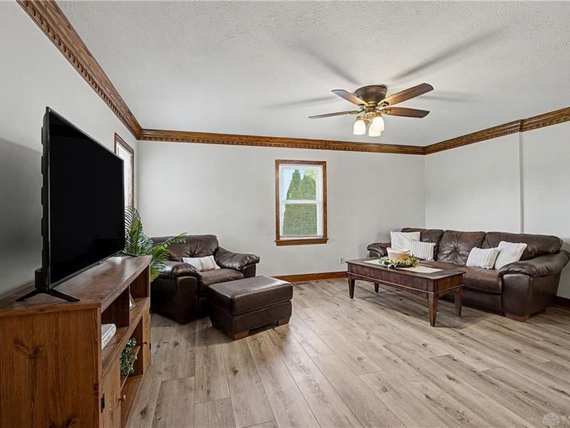 640 W Main Street, Tipp City, OH 45371 Photo 6