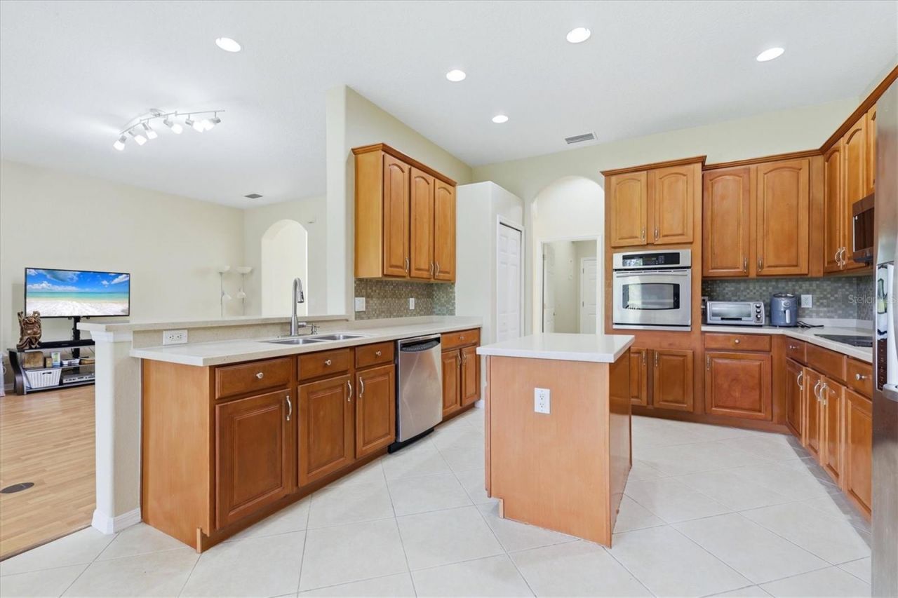 4612 62nd Avenue E, Bradenton, FL 34203 Photo