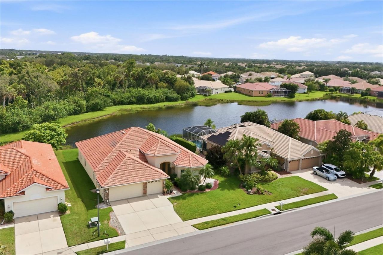 4612 62nd Avenue E, Bradenton, FL 34203 Photo