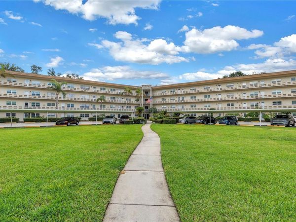 5725 80TH STREET N, Unit 106, ST PETERSBURG, FL 33709