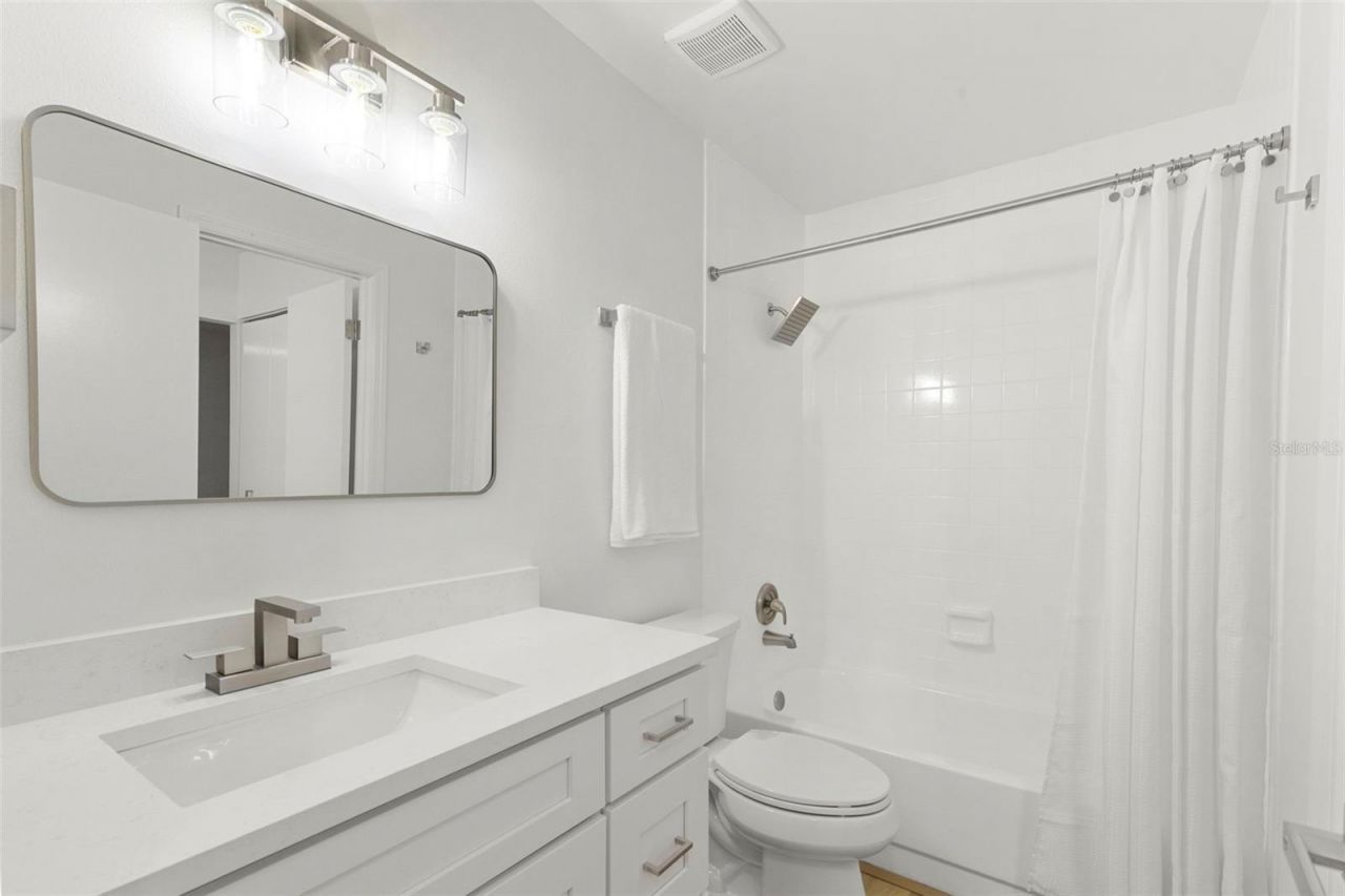 1841 Springwood Circle N, Clearwater, FL 33763 Photo