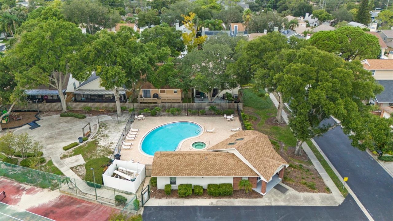 1841 Springwood Circle N, Clearwater, FL 33763 Photo