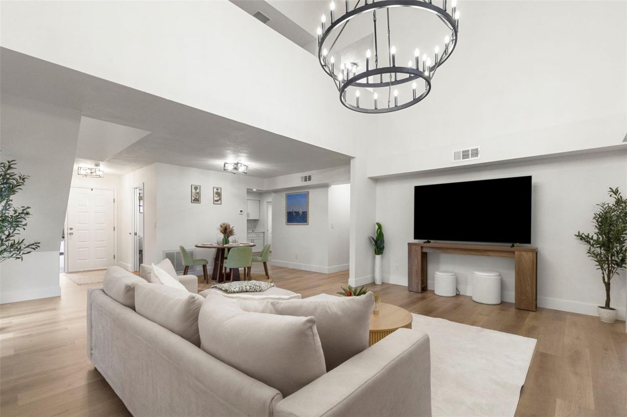 1841 Springwood Circle N, Clearwater, FL 33763 Photo