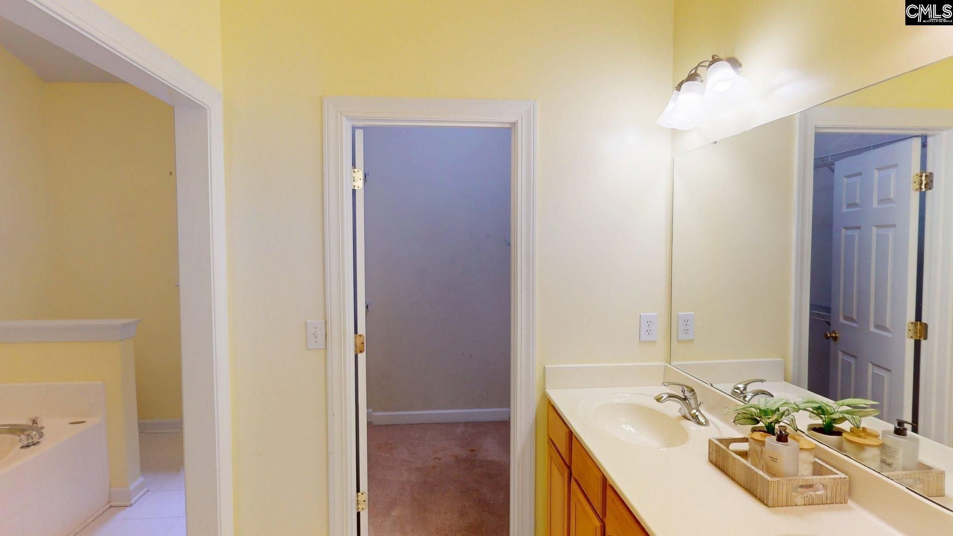 71 Hamptonwood Way Photo 38