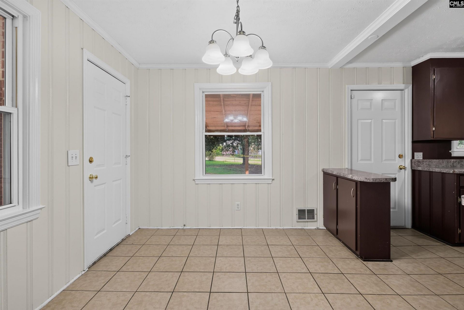2131 Tuxedo Road  Photo 22
