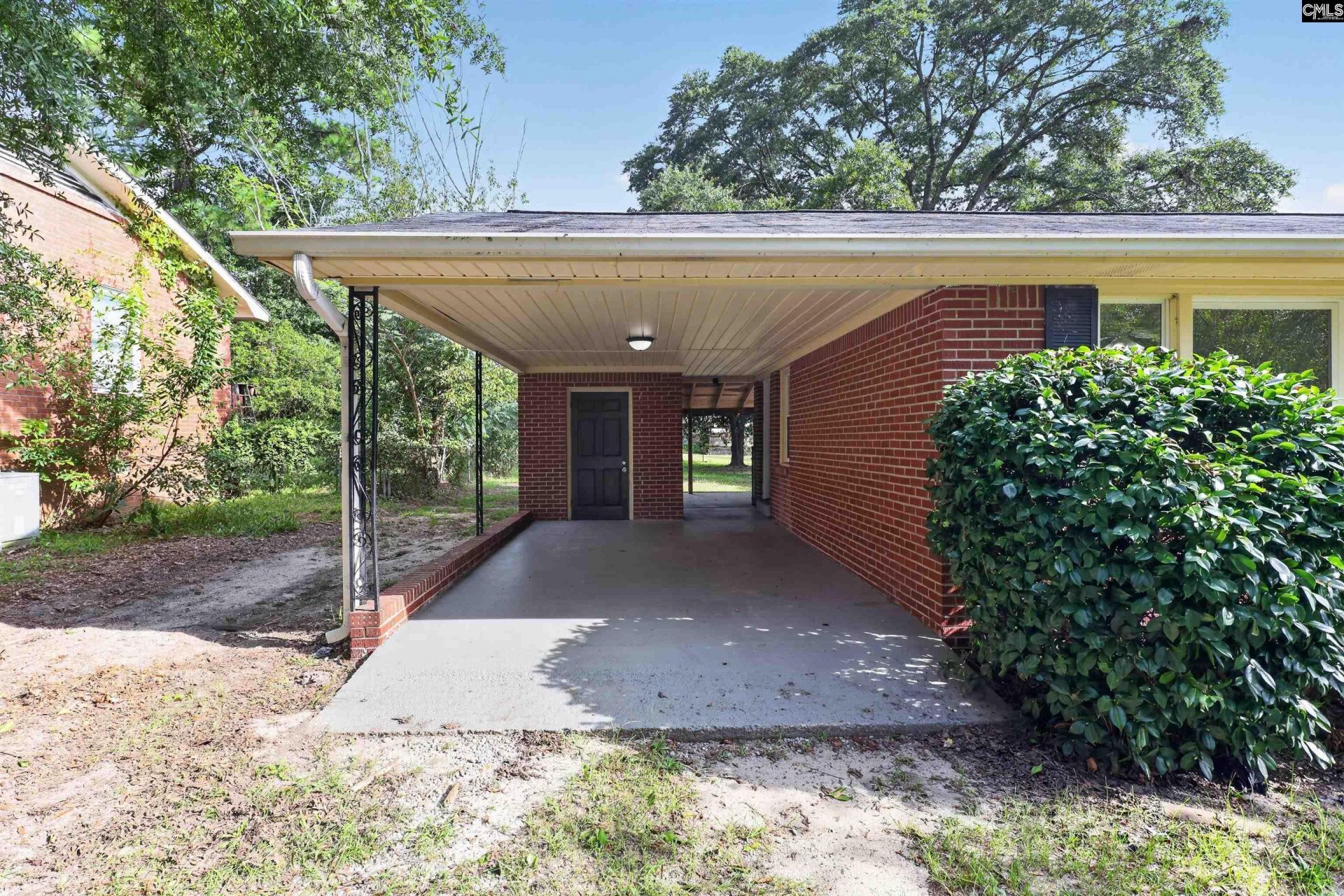 2131 Tuxedo Road  Photo 8