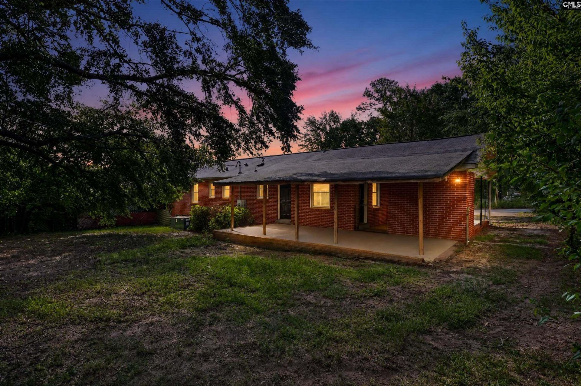 2131 Tuxedo Road  Photo 9