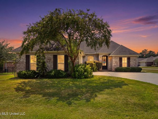 28 Chastain , Sumrall, MS 39482