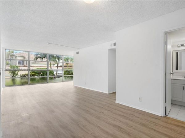 2001 ATLANTIC SHORES Boulevard, Unit 109, Hallandale Beach, FL 33009