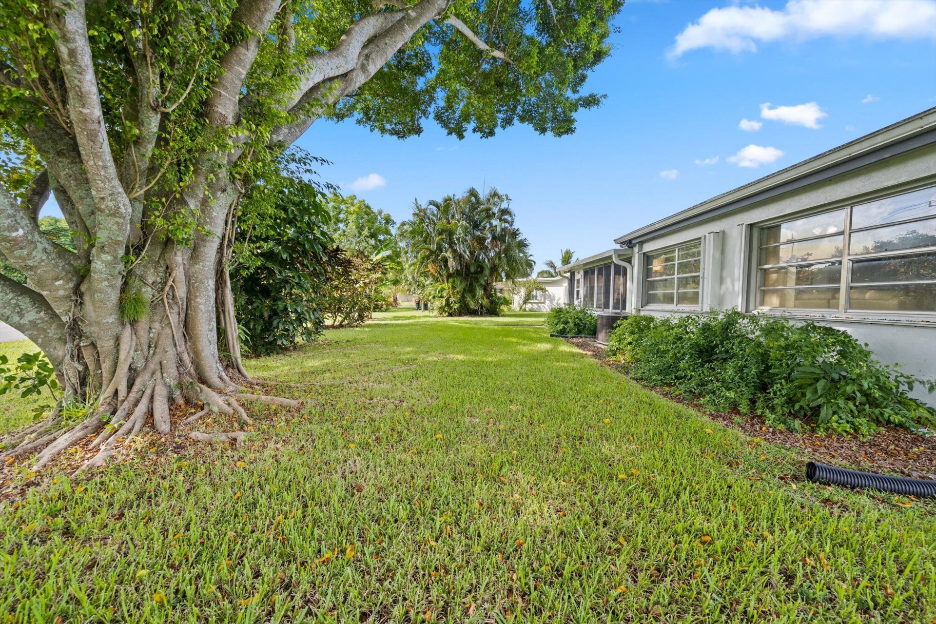 6127 Rainbow Circle, Greenacres, FL 33463 Photo