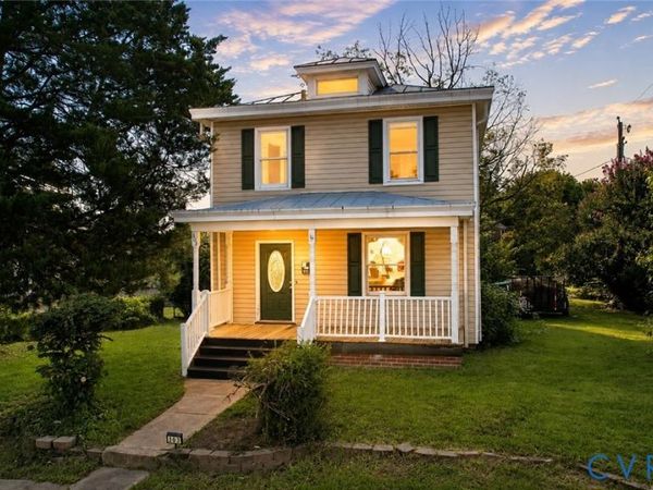 303 Cameron Avenue , Colonial Heights, VA 23834