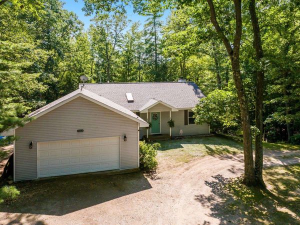 9163 Youker Road, Grawn, MI 49637