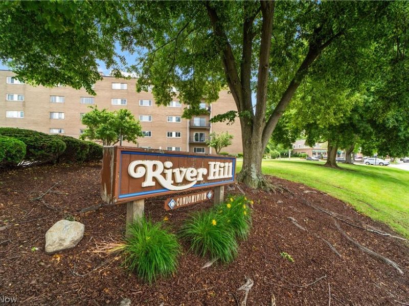 20333 Detroit Road, Unit 512B, Rocky River, OH 44116 Photo 2