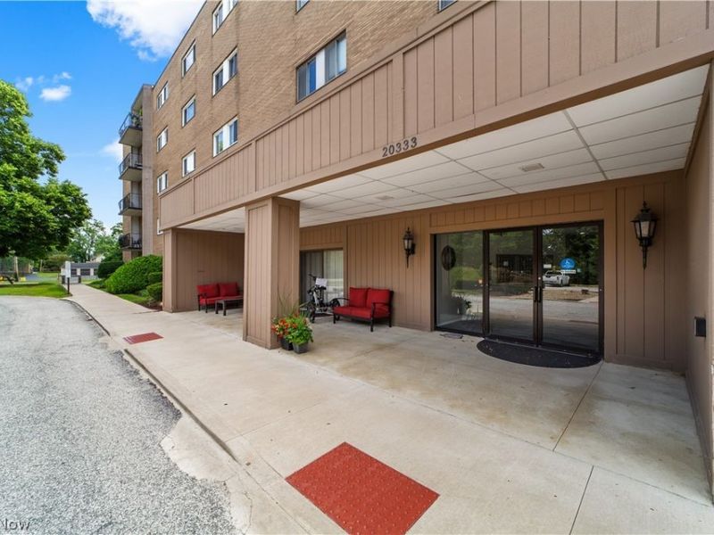 20333 Detroit Road, Unit 512B, Rocky River, OH 44116 Photo 3