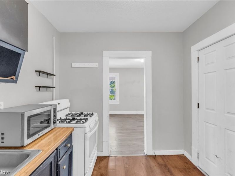 3721 W 33rd Street, Unit 2/UP, Cleveland, OH 44109 Photo 13