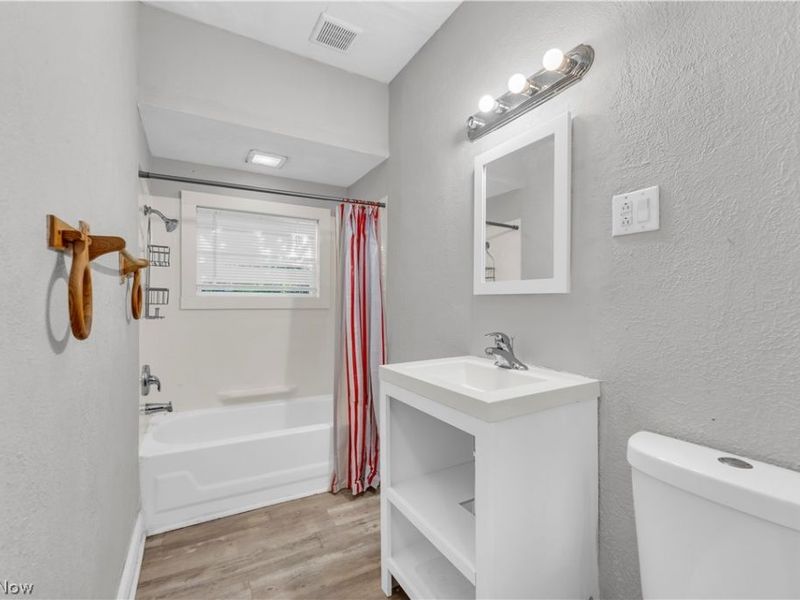 3721 W 33rd Street, Unit 2/UP, Cleveland, OH 44109 Photo 14