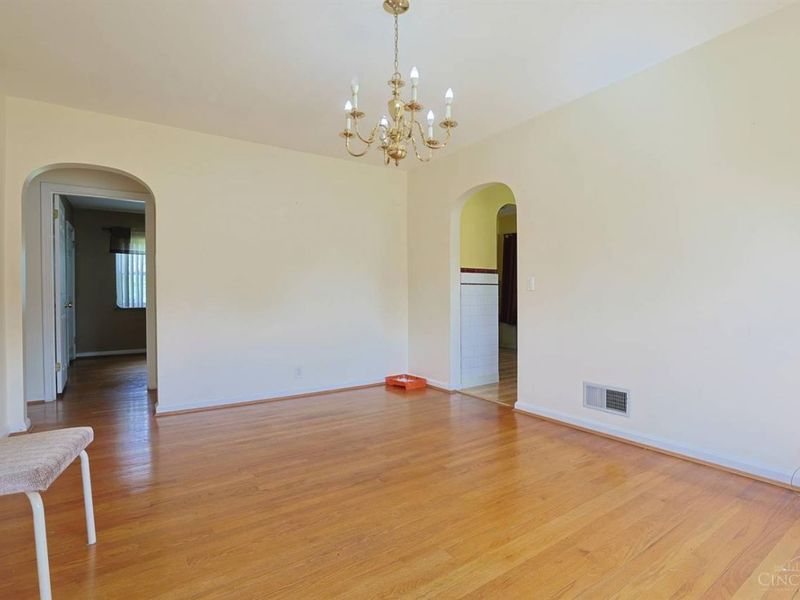 2312 Compton Road, Cincinnati, OH 45231 Photo 10