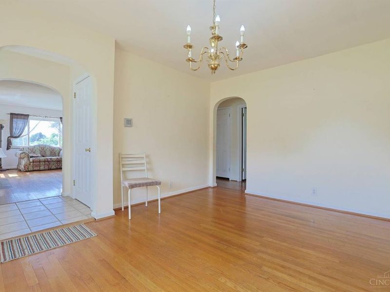 2312 Compton Road, Cincinnati, OH 45231 Photo 11