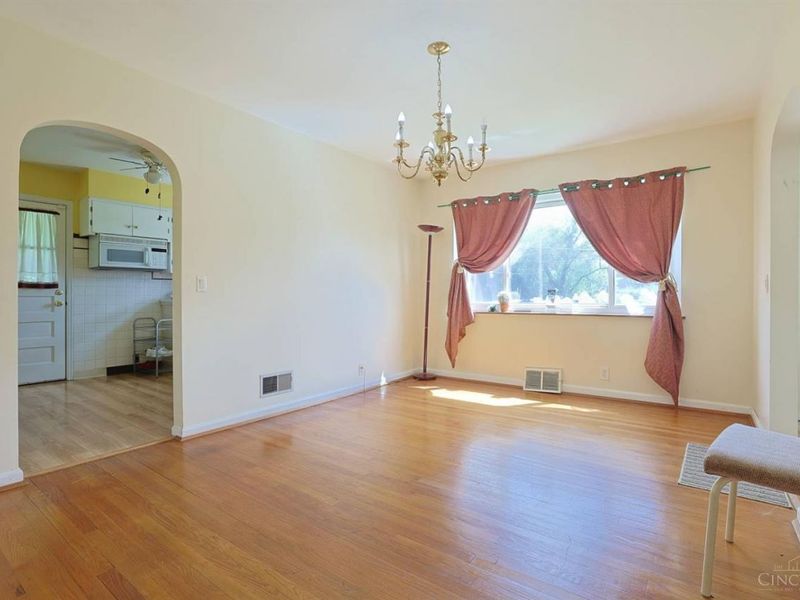 2312 Compton Road, Cincinnati, OH 45231 Photo 12