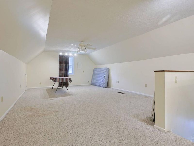 2312 Compton Road, Cincinnati, OH 45231 Photo 17