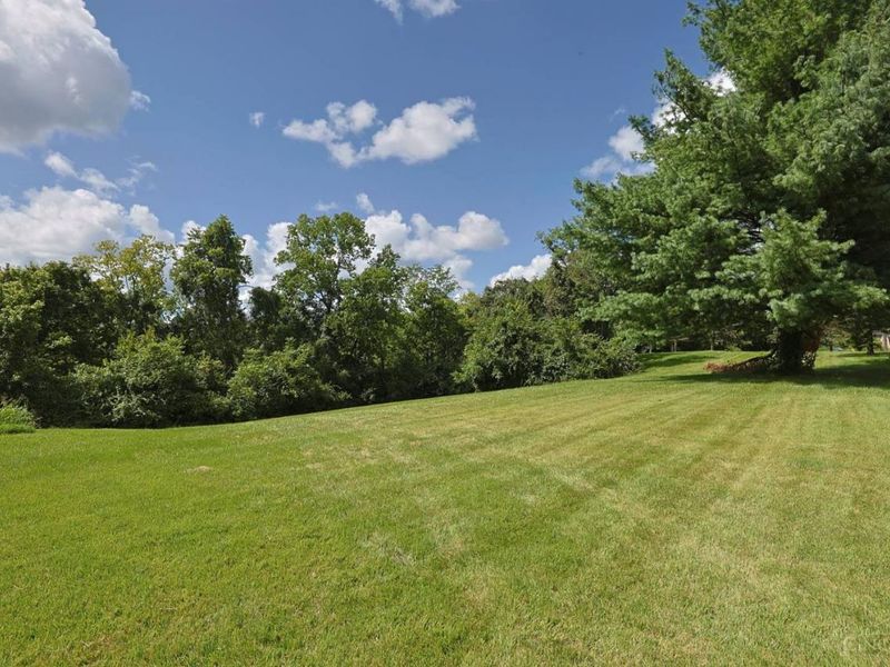2312 Compton Road, Cincinnati, OH 45231 Photo 22