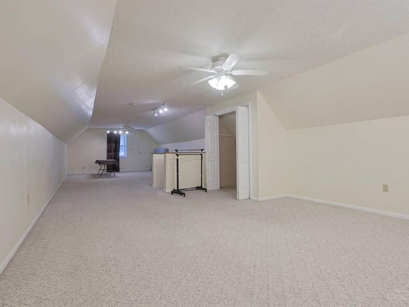2312 Compton Road, Cincinnati, OH 45231 Photo 29