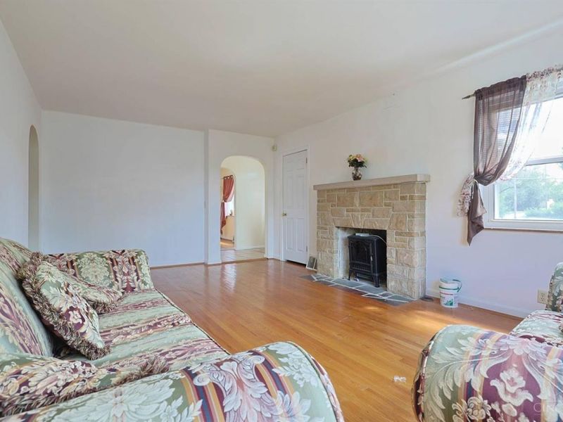 2312 Compton Road, Cincinnati, OH 45231 Photo 9
