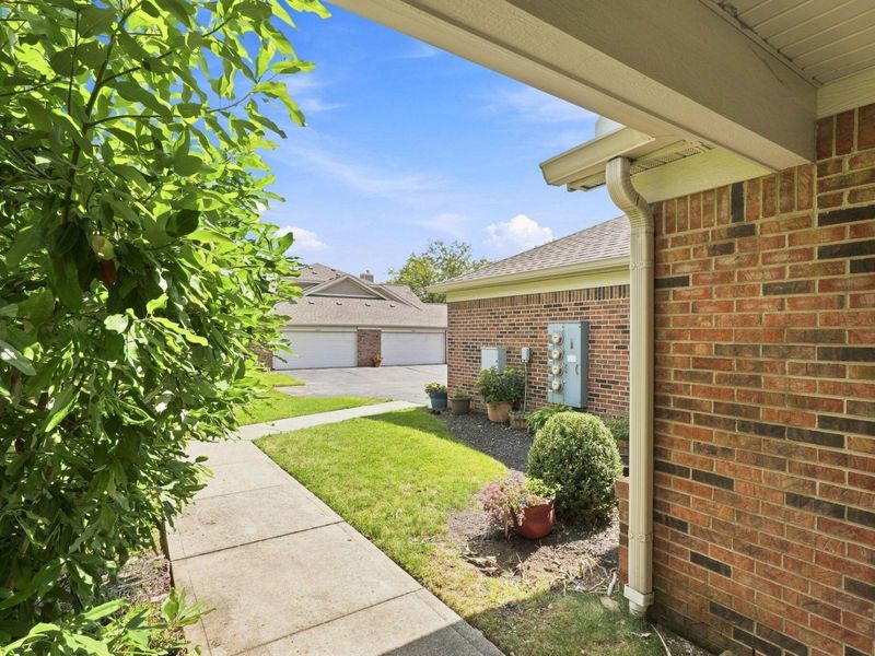 2264 Bainter Avenue, Grove City, OH 43123 Photo 8