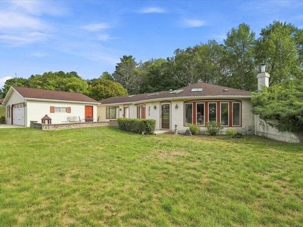 3013 37 STREET, Two Rivers, WI 54241
