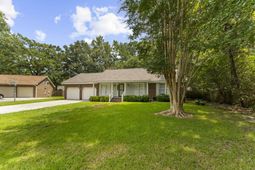 102 Worlingham Court photo 4