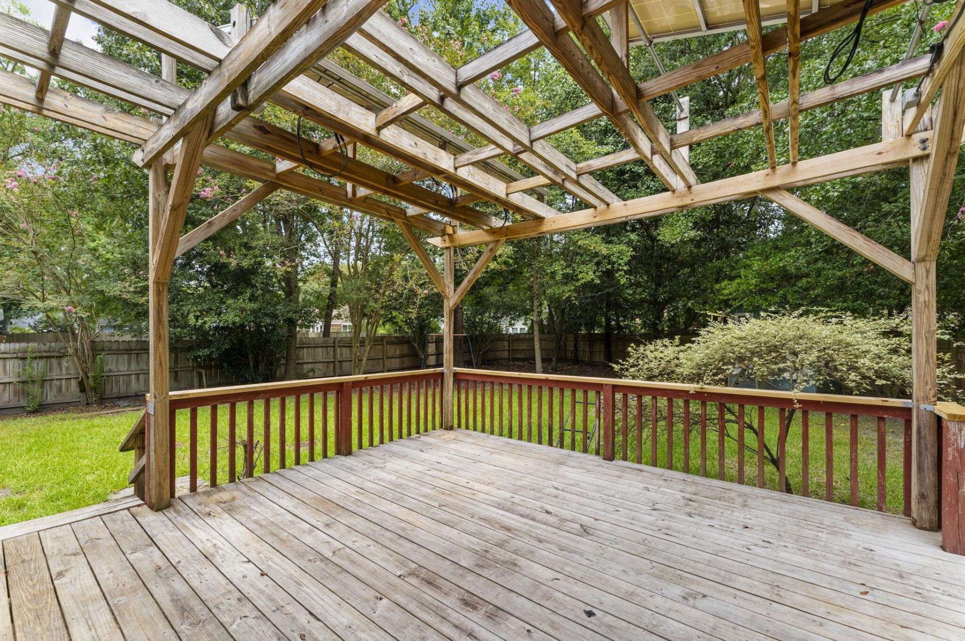 102 Worlingham Court Photo 34
