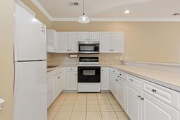 4880 Dahlia Ct. photo 4