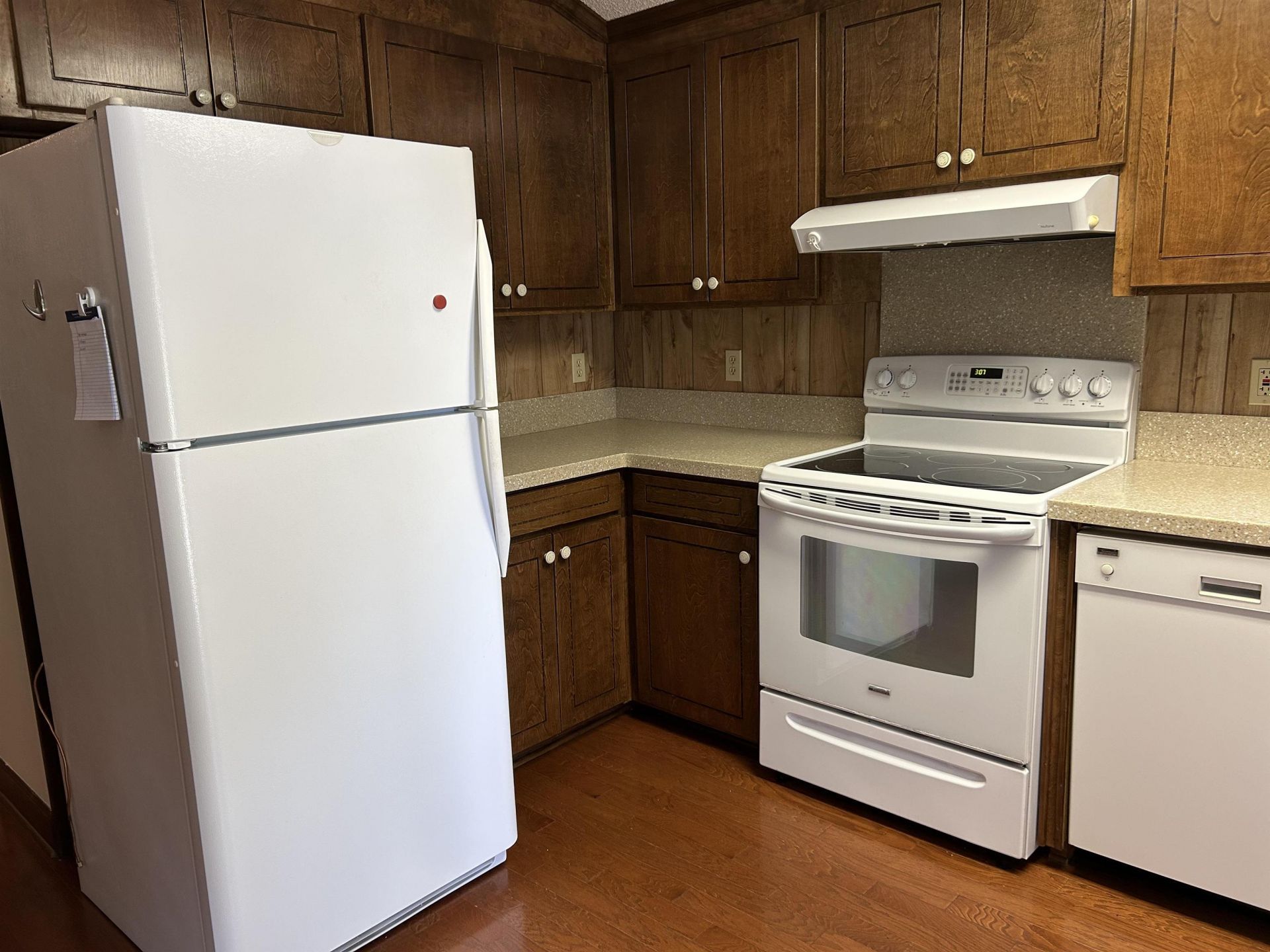 3684 Creek Rd.  Photo 13