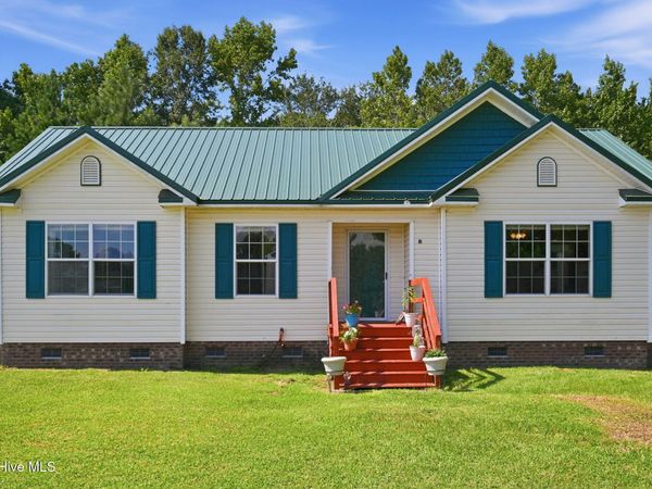 111 Bradham Drive , Beulaville, NC 28518