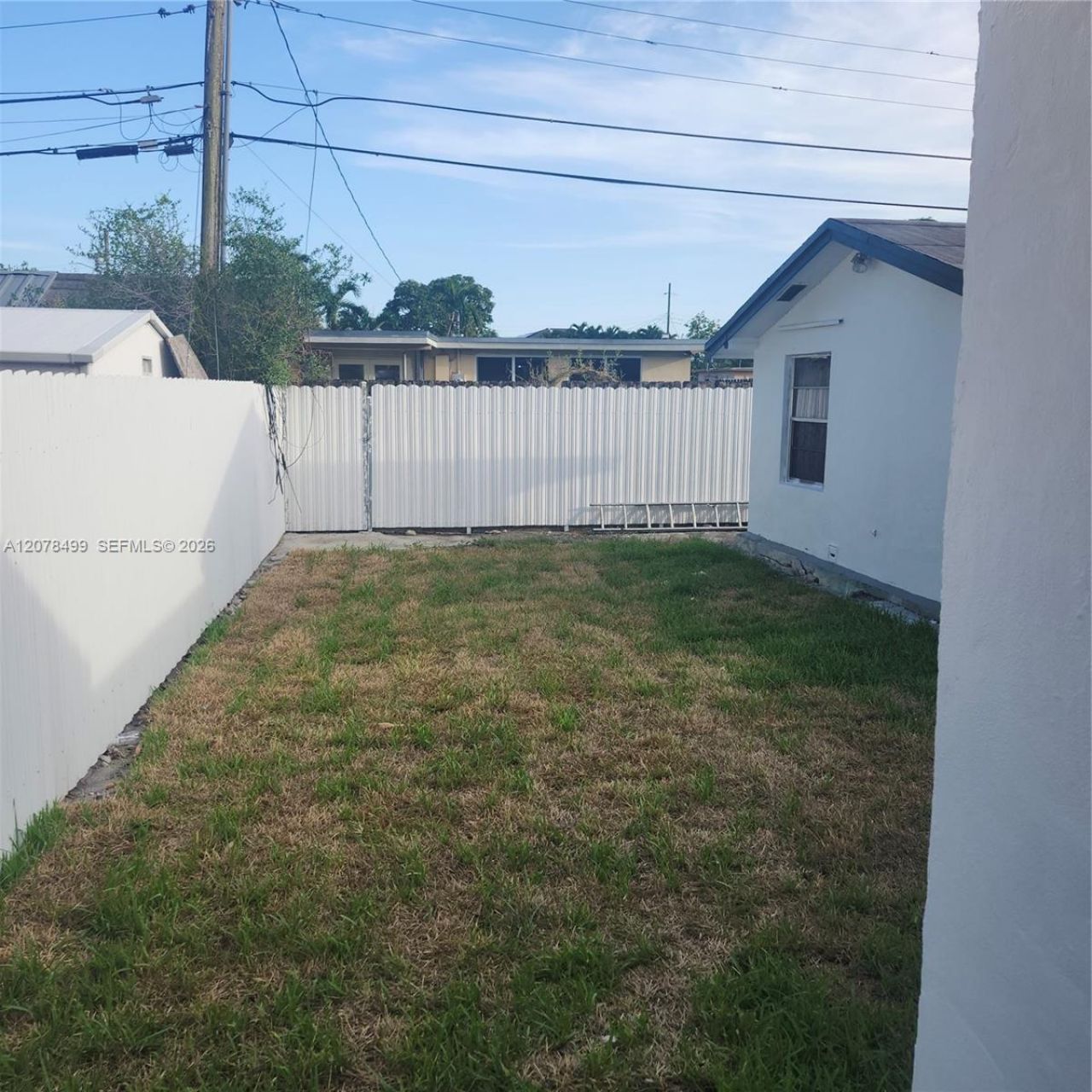 730 E 17th St, Hialeah, FL 33010 Photo