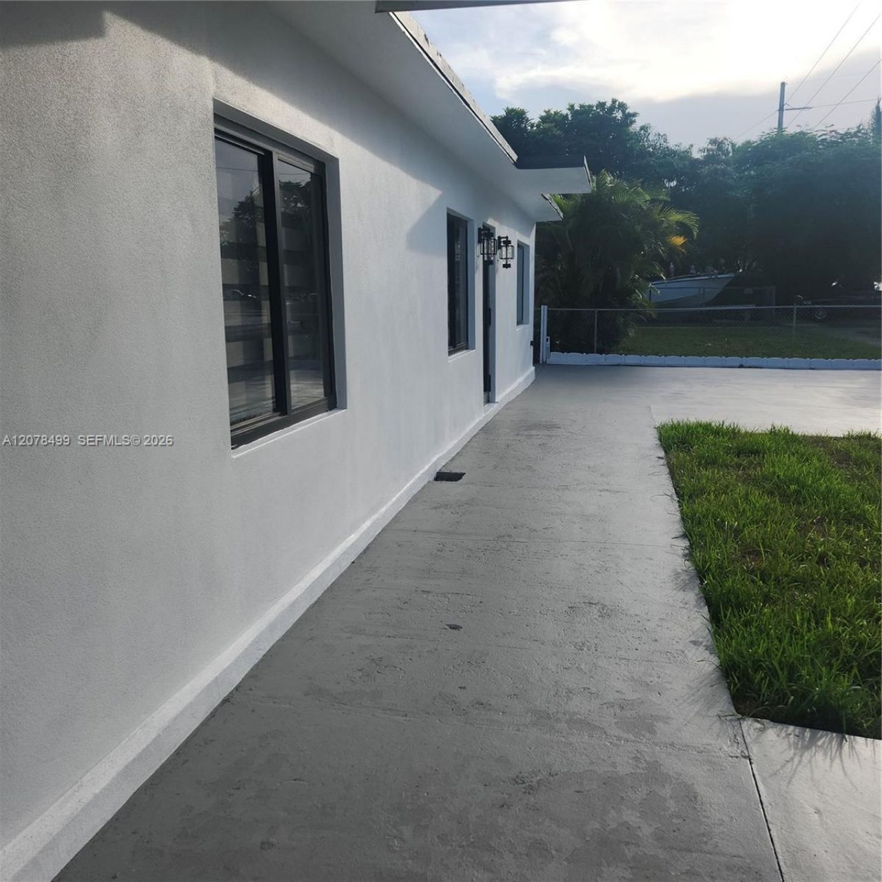 730 E 17th St, Hialeah, FL 33010 Photo