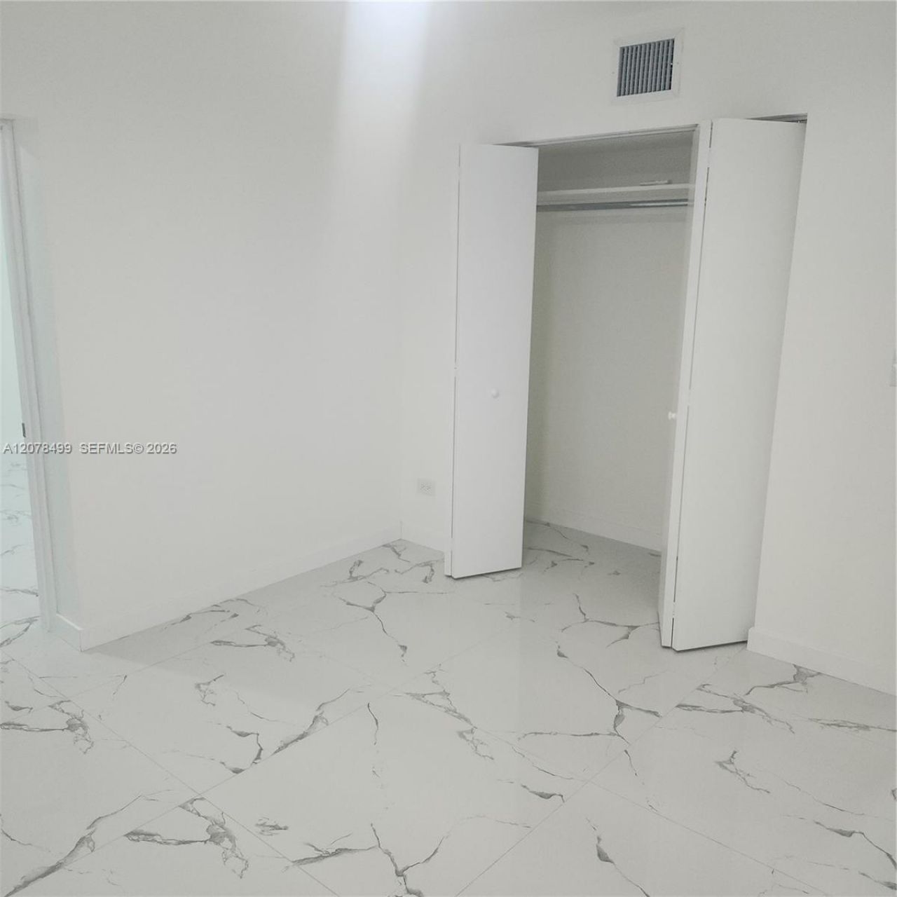 730 E 17th St, Hialeah, FL 33010 Photo