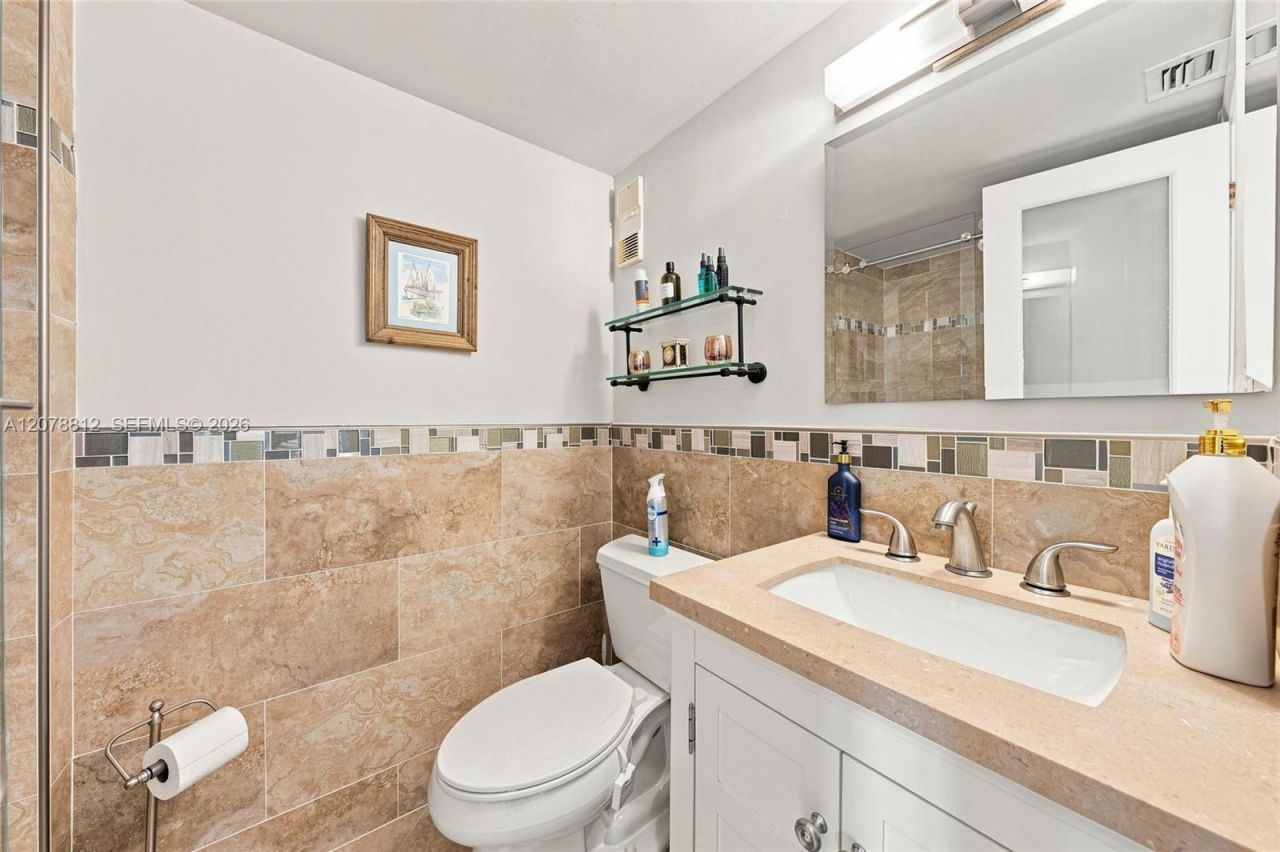 3940 Inverrary Blvd, Unit 601-A, Lauderhill, FL 33319 Photo