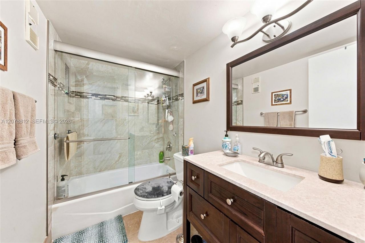 3940 Inverrary Blvd, Unit 601-A, Lauderhill, FL 33319 Photo