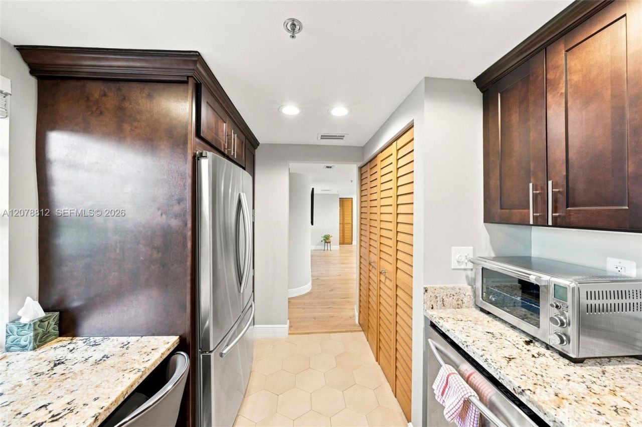 3940 Inverrary Blvd, Unit 601-A, Lauderhill, FL 33319 Photo