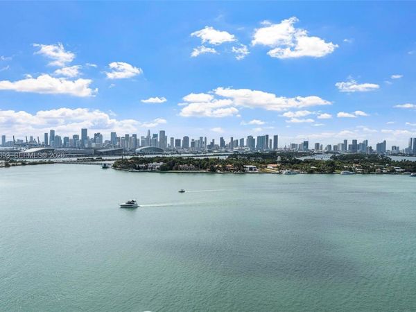 520 West Ave , Unit 1604, Miami Beach, FL 33139