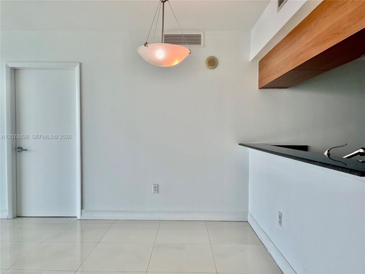 1800 N Bayshore Dr , Unit 3710, Miami, FL 33132 Photo